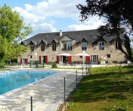 Logis Hotel Auberge De Cartassac Cressensac-Sarrazac Εξωτερικό φωτογραφία