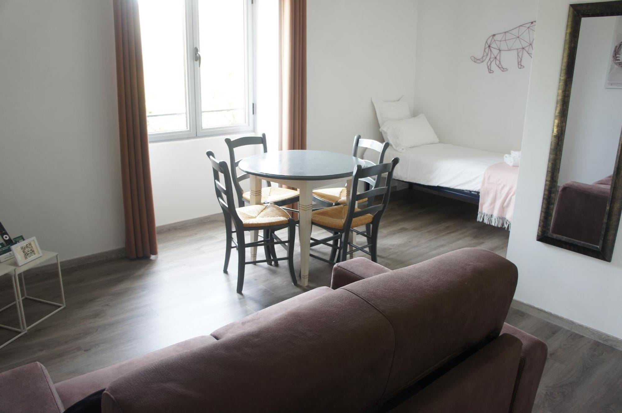 Logis Hotel Auberge De Cartassac Cressensac-Sarrazac Εξωτερικό φωτογραφία