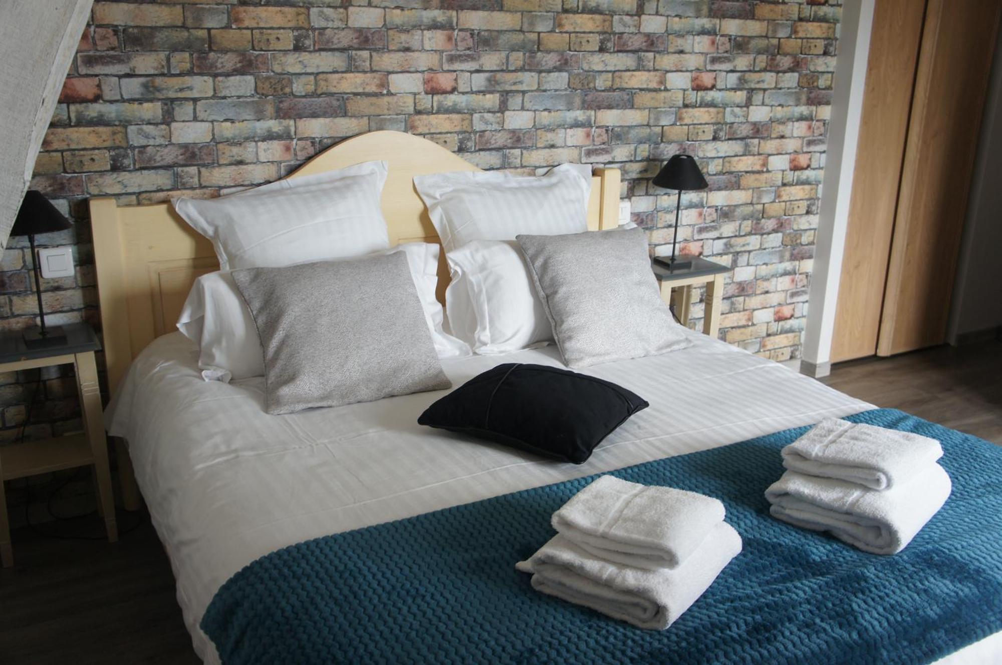 Logis Hotel Auberge De Cartassac Cressensac-Sarrazac Εξωτερικό φωτογραφία