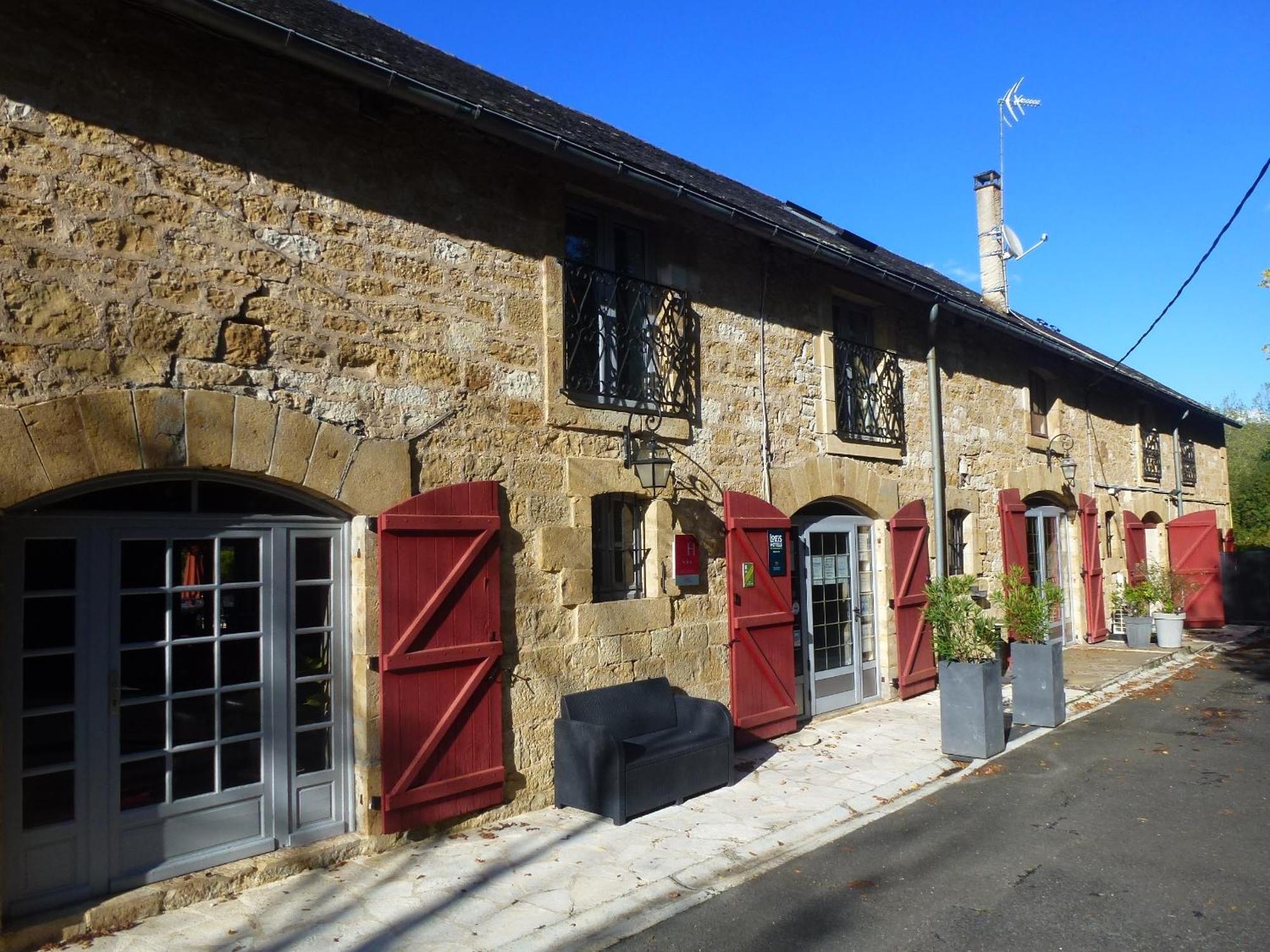 Logis Hotel Auberge De Cartassac Cressensac-Sarrazac Εξωτερικό φωτογραφία