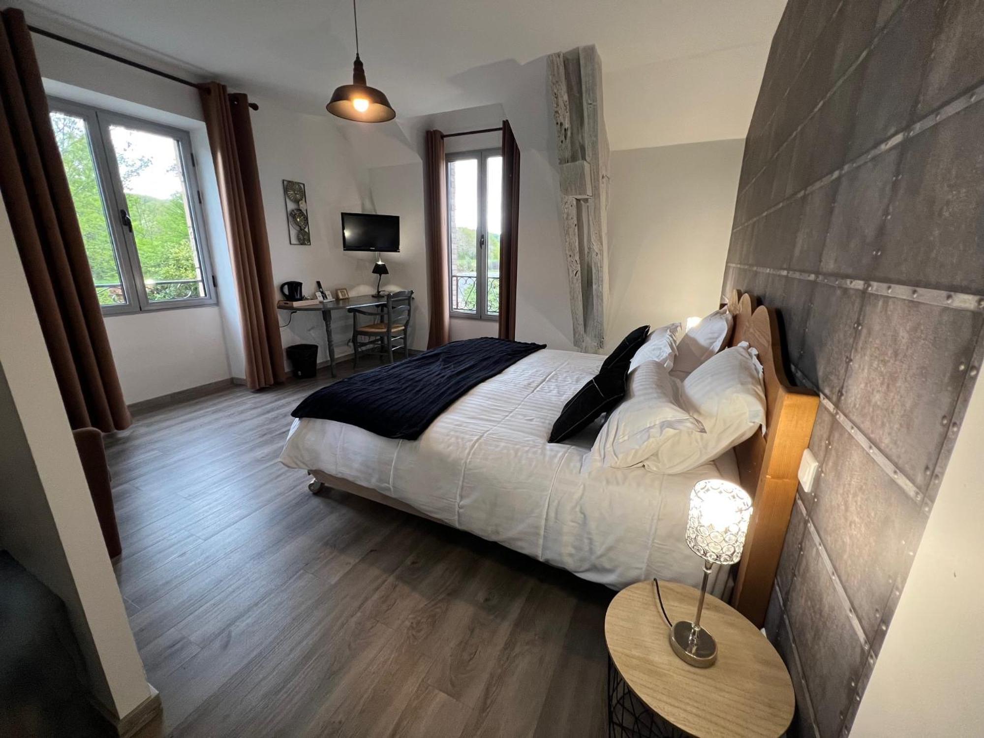 Logis Hotel Auberge De Cartassac Cressensac-Sarrazac Εξωτερικό φωτογραφία